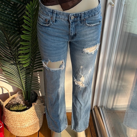 Classic Aeropostale Blue Ripped Jeans for Women size 6 Regular - Picture 4 of 5